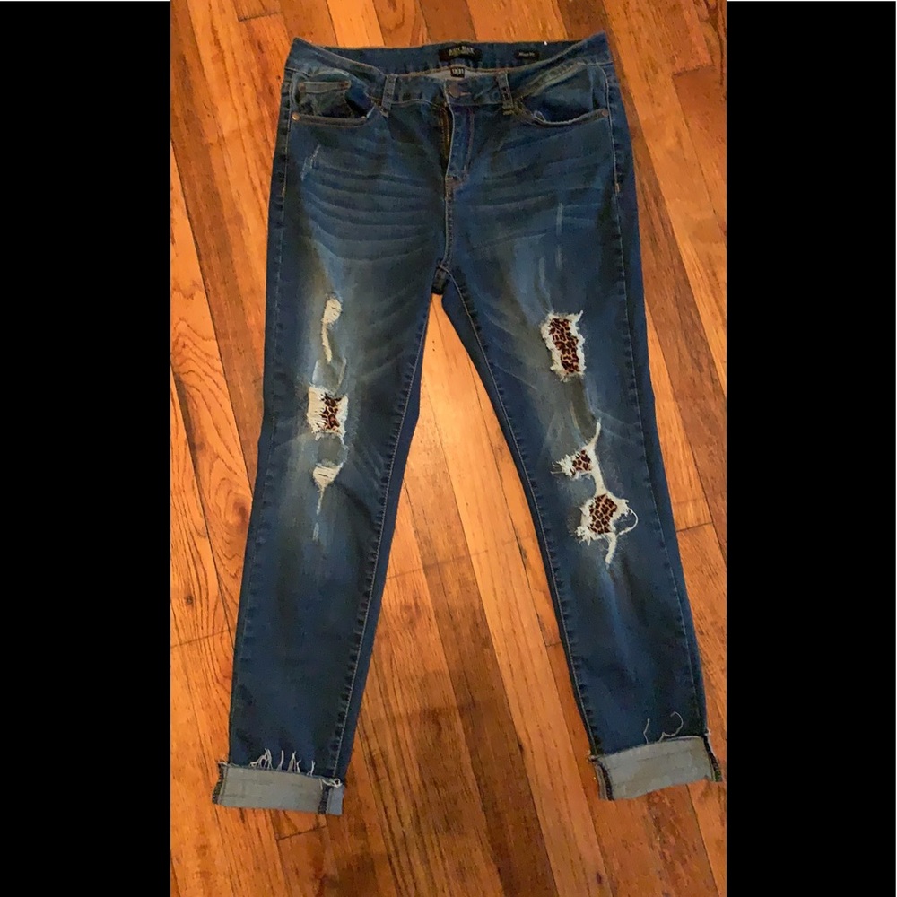Judy blue leopard patch  Skinnies